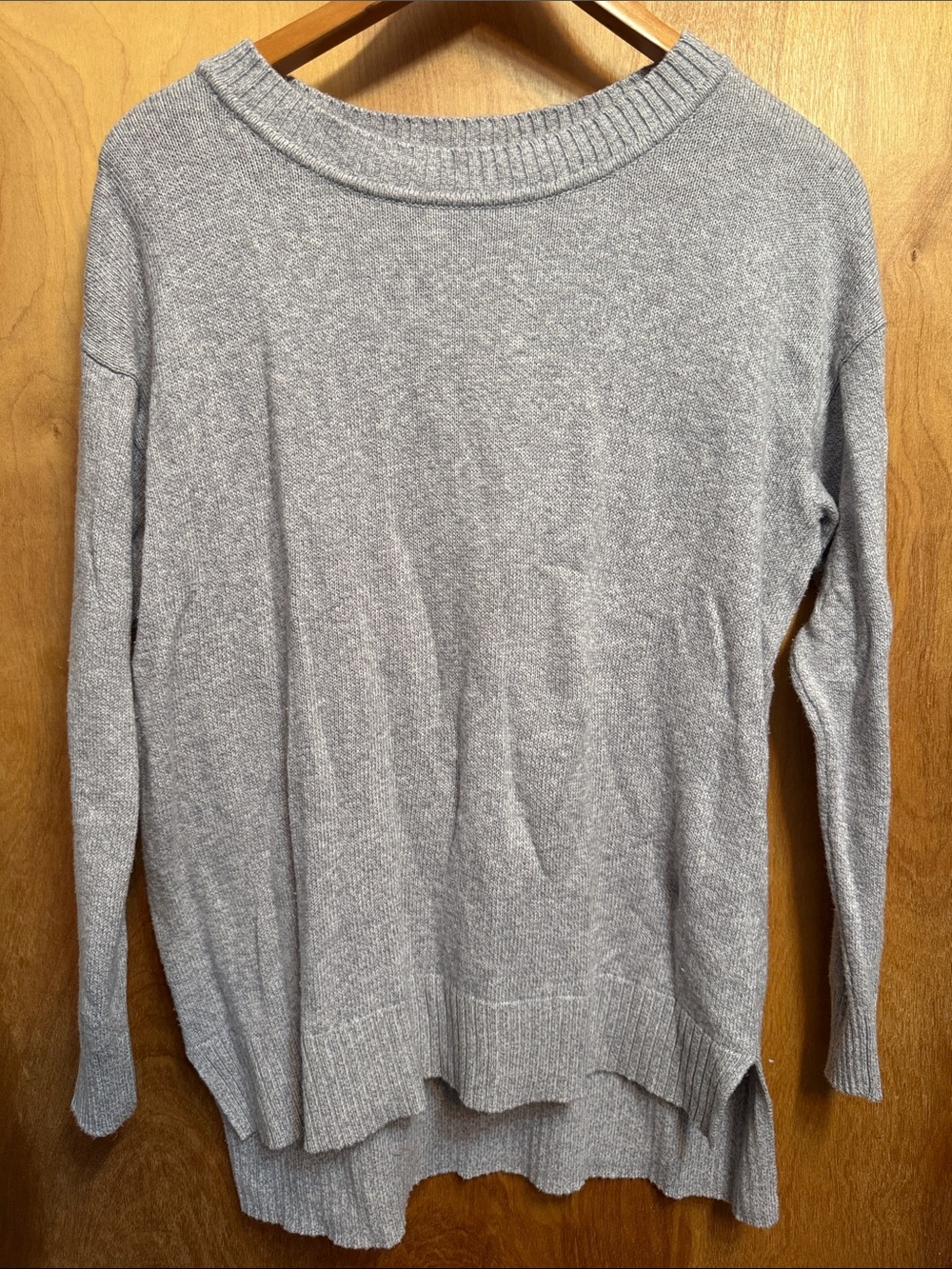Old Navy Light Gray Women’s Knit Sweater